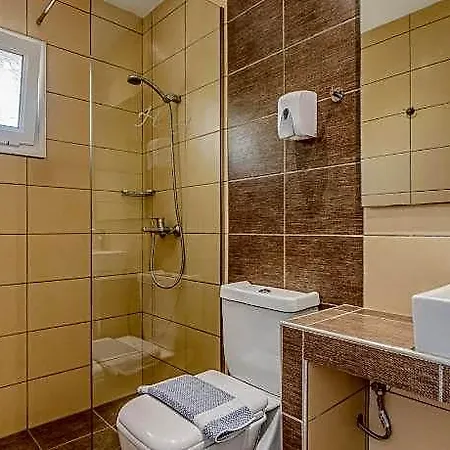 Angela & Hotell Corfu (city)